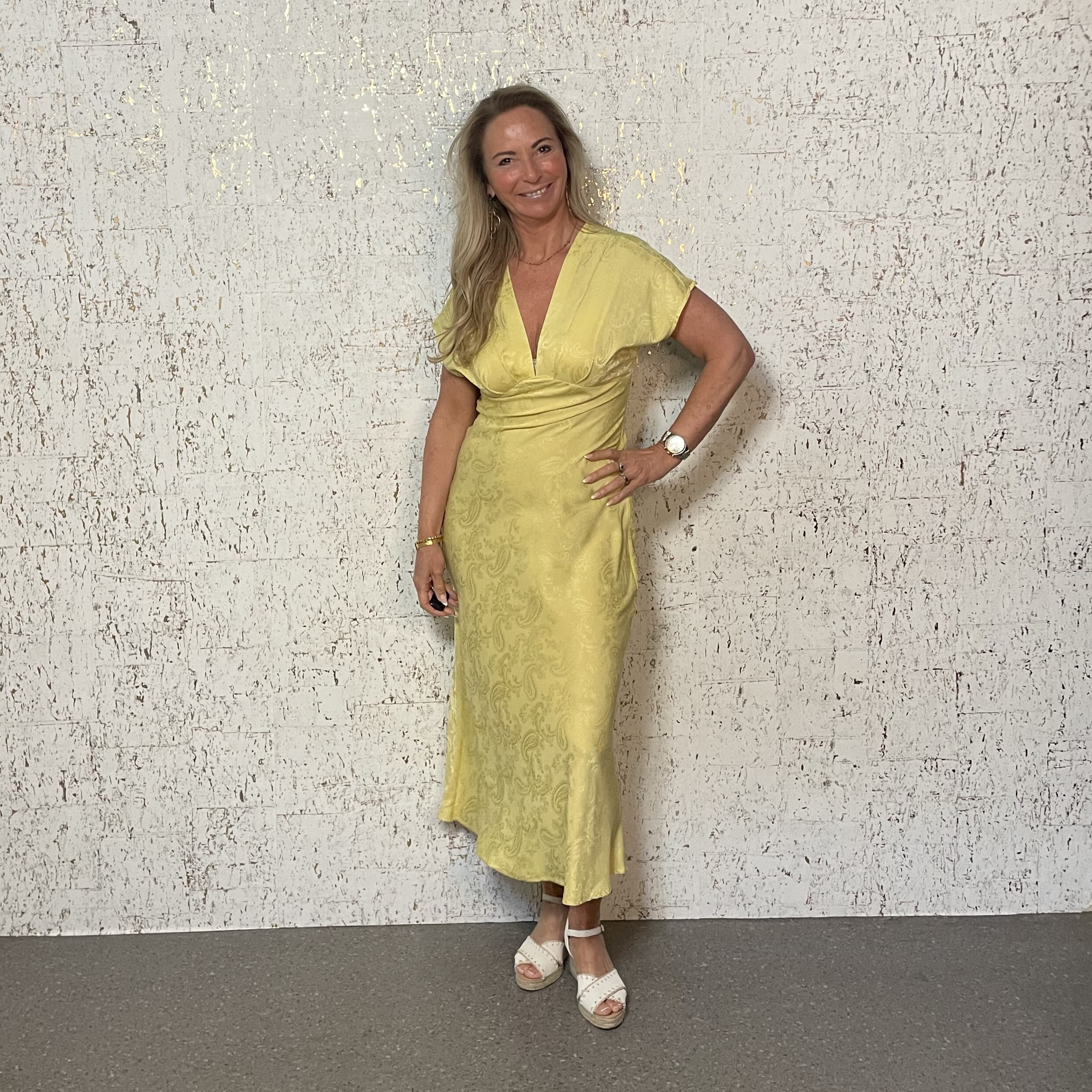 Satinlook Jurk Lang Geel
