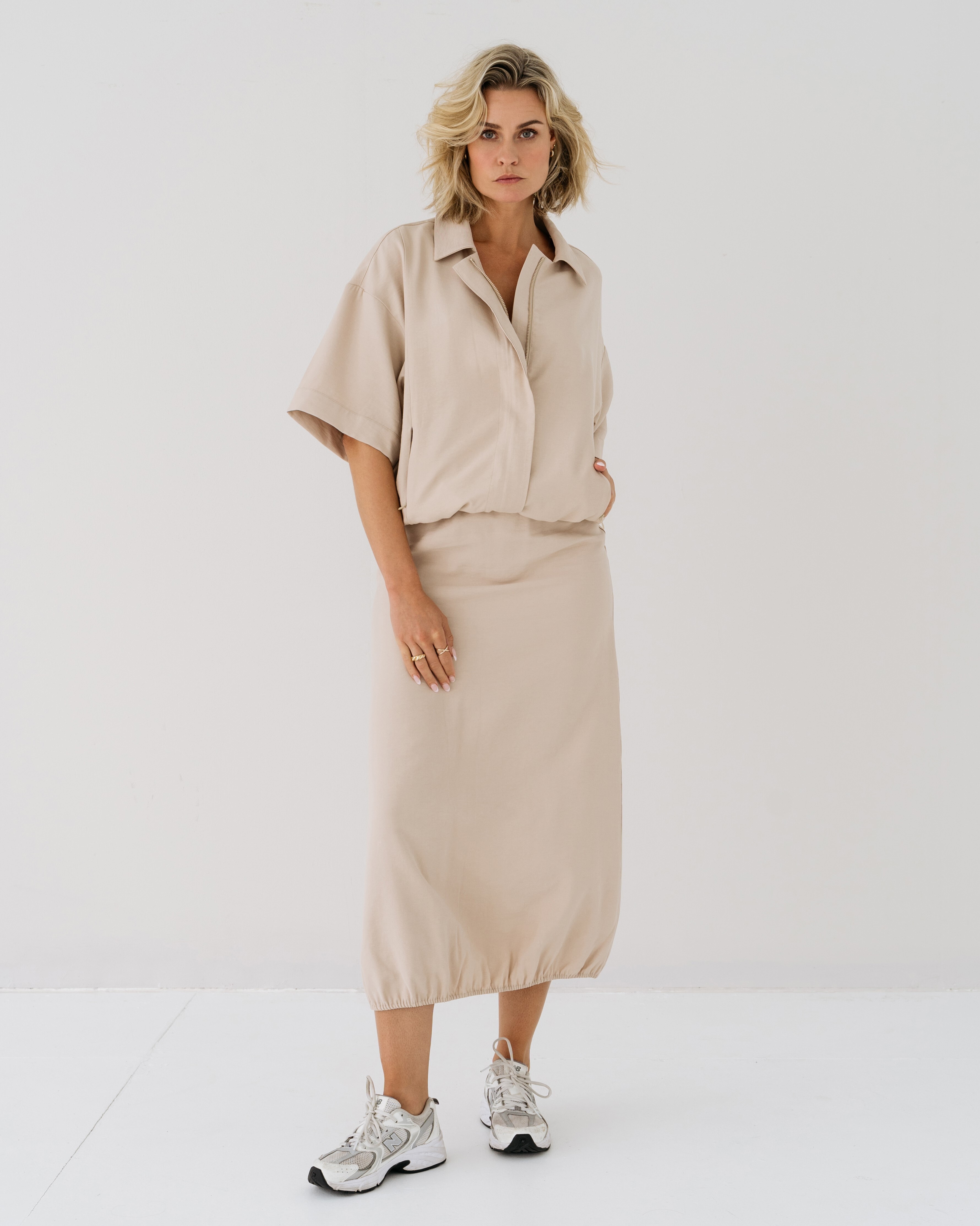 Rok Melles Light sand Maicazz