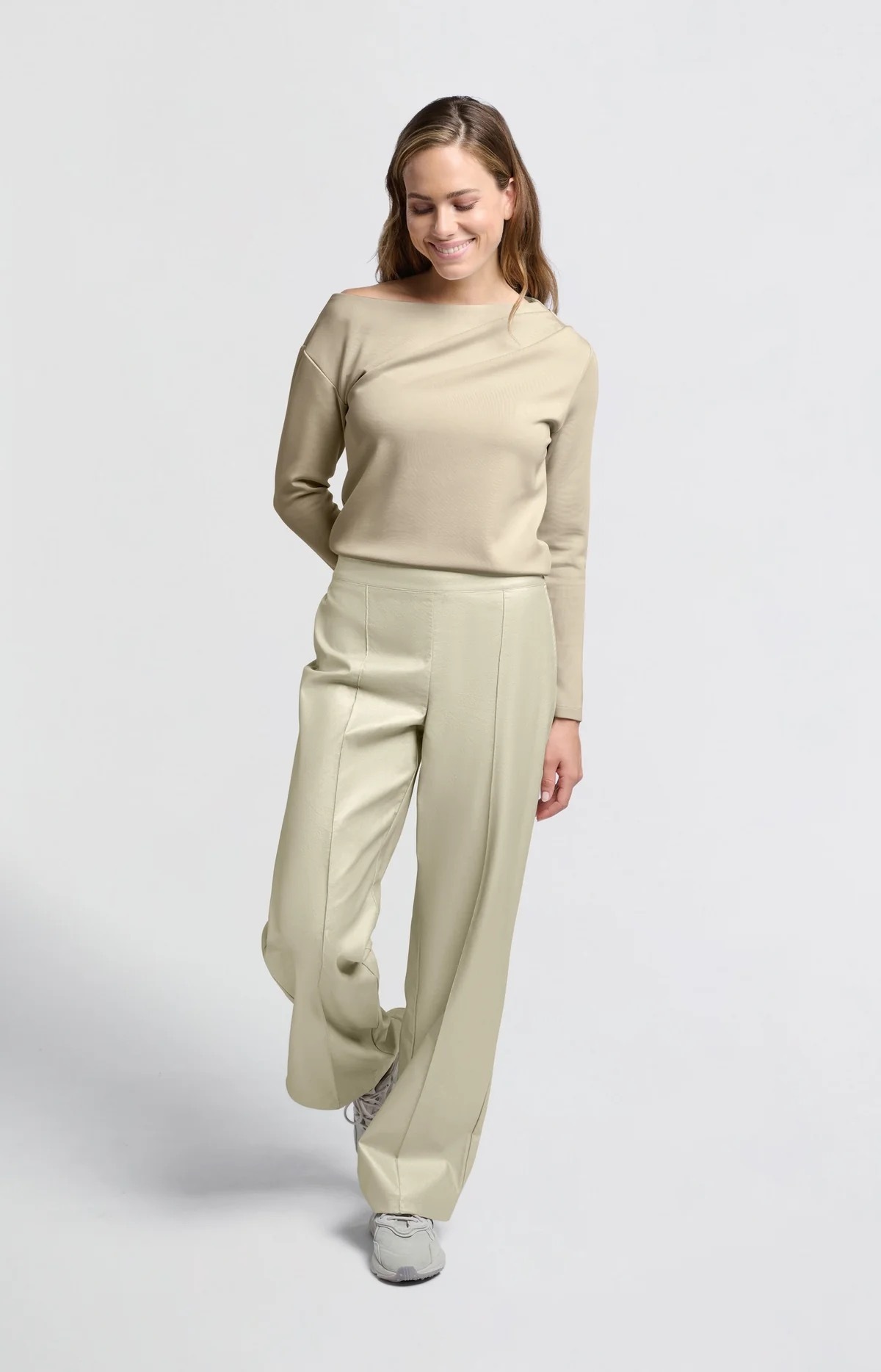 Broek 01-309108-411 Metallic Gold Yaya