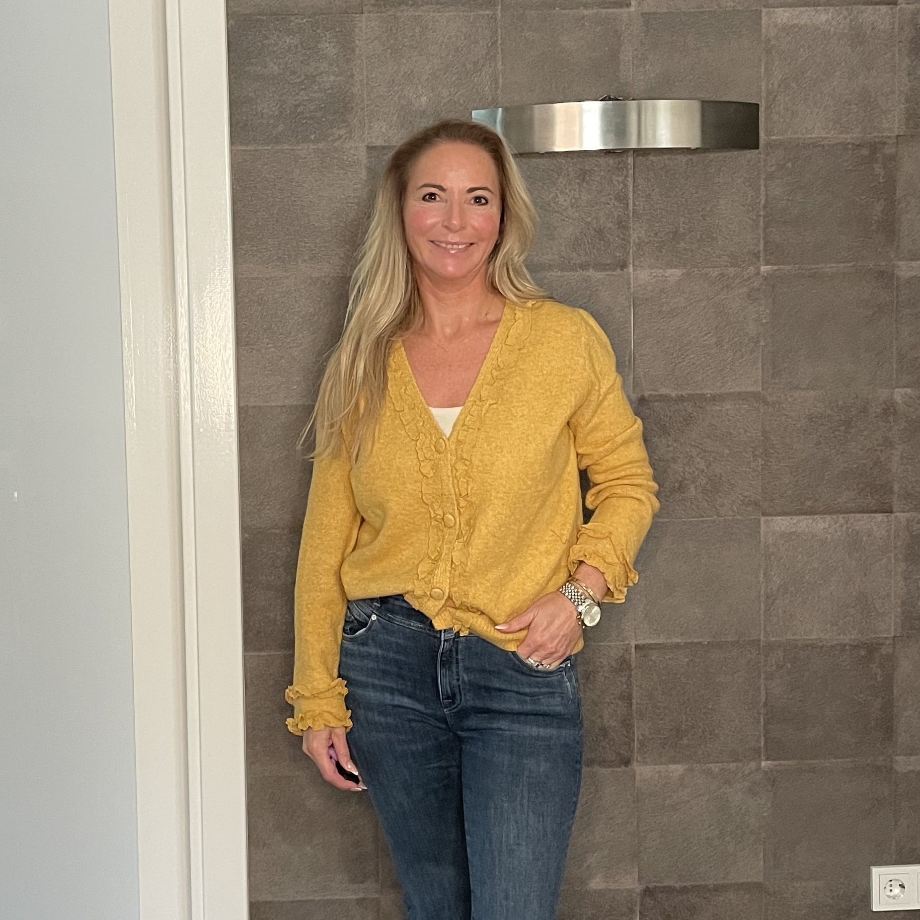 Vest 7079 Okergeel