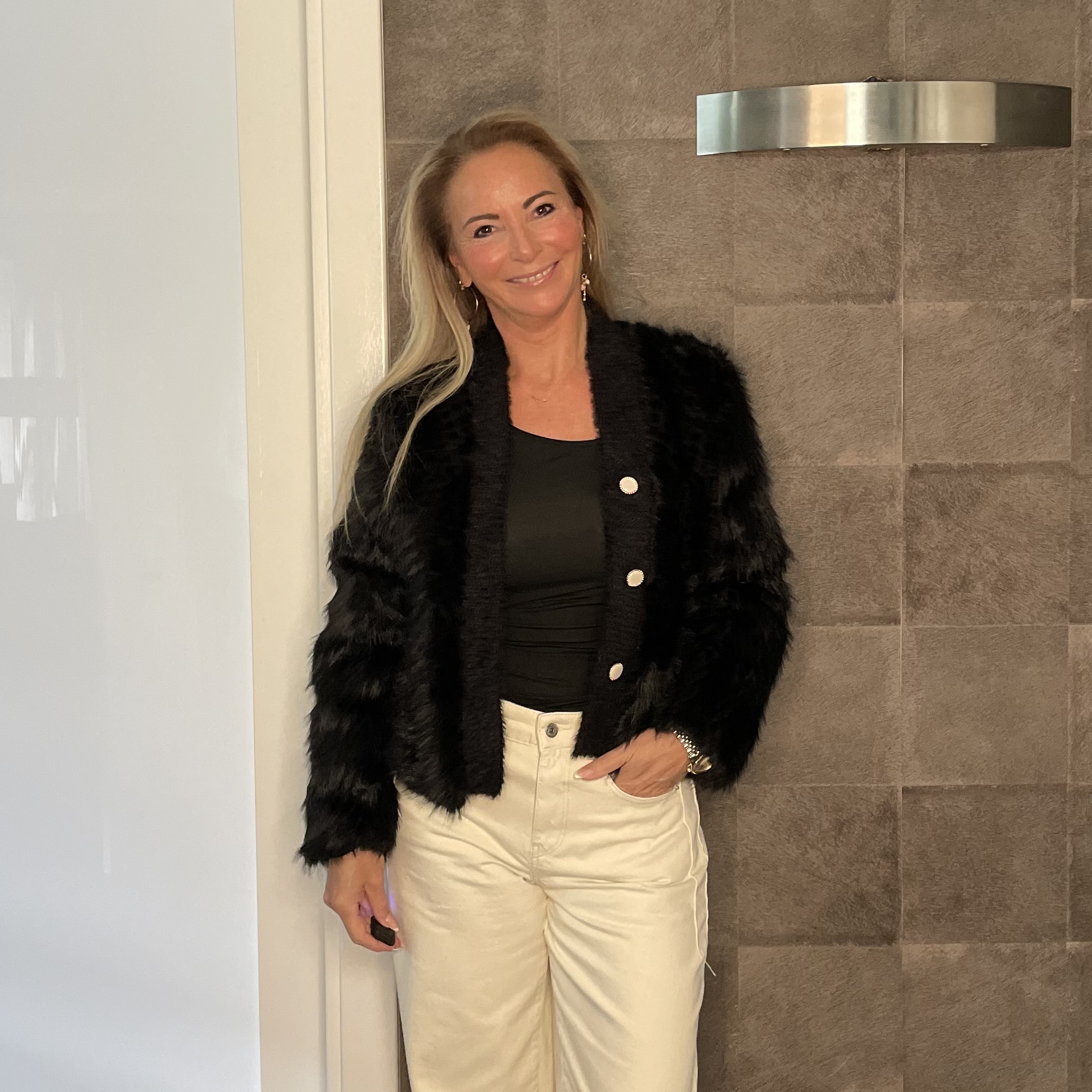 Jas MV069 Faux Fur Zwart